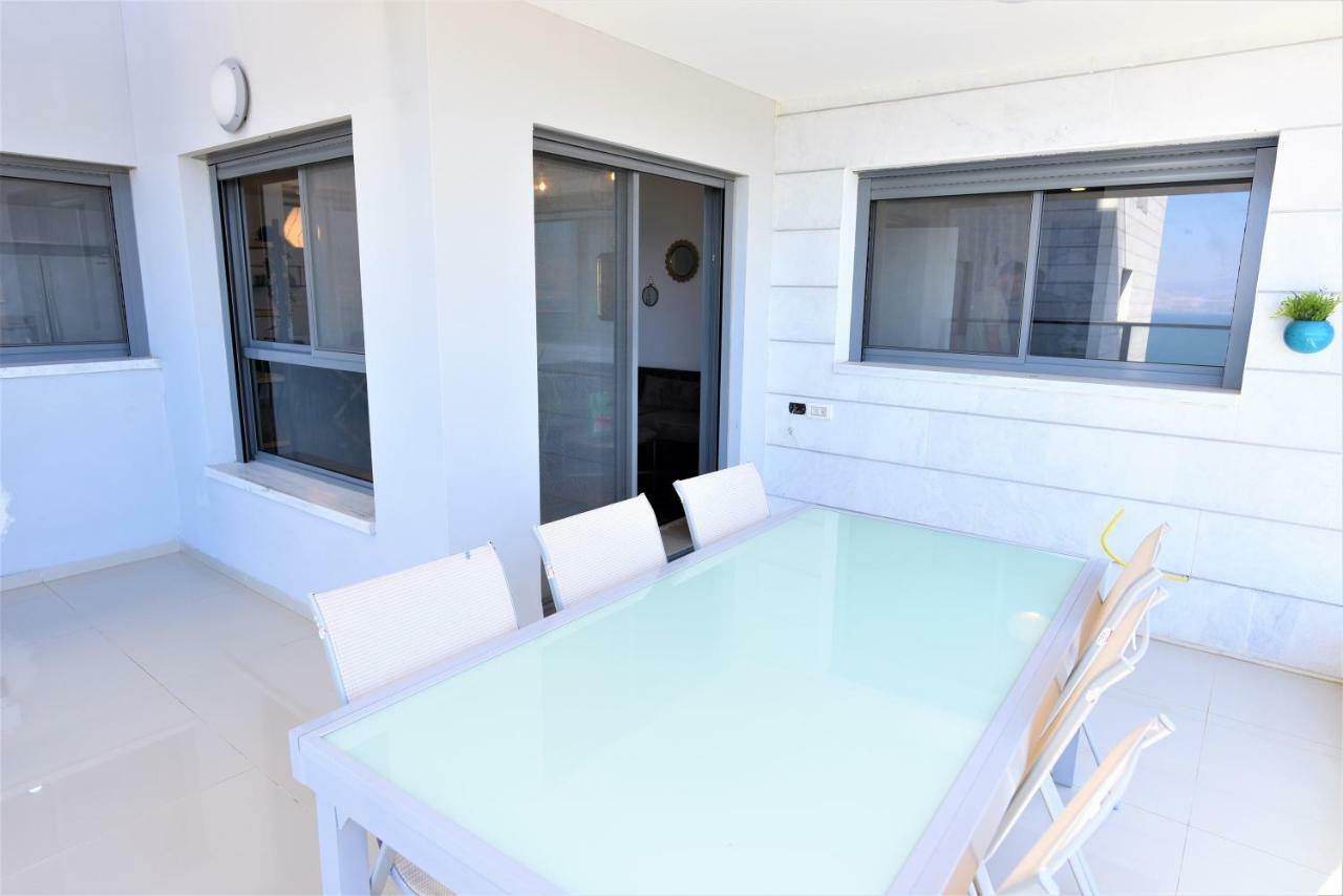 Aristone Luxury Apartment Tiberias Exteriér fotografie
