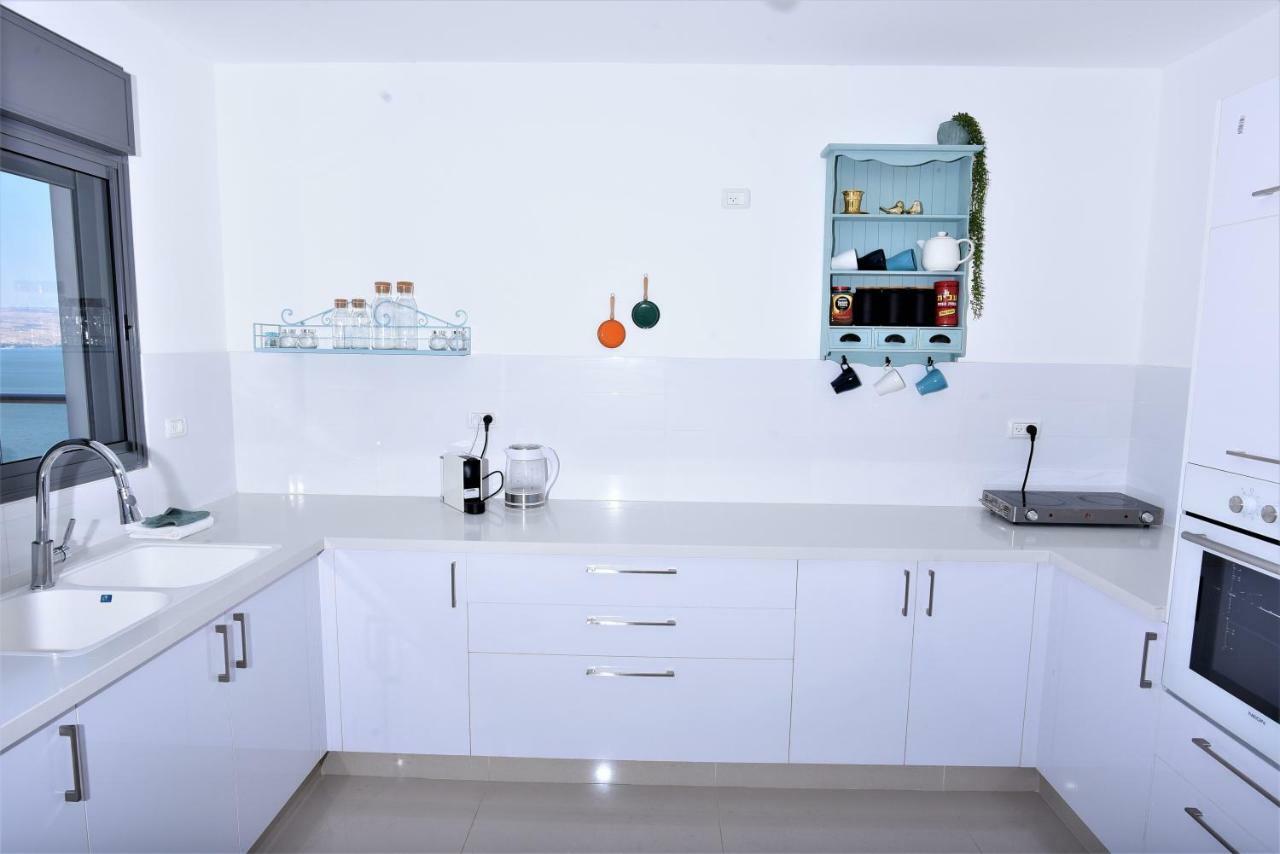 Aristone Luxury Apartment Tiberias Exteriér fotografie